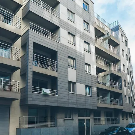 Apartment Zonnig Aan Zee In Mariakerke Ostend